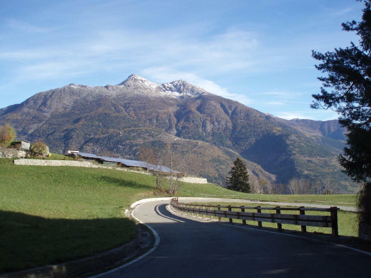 Agriturismo Plan D'Avie Villa Aosta Luaran gambar