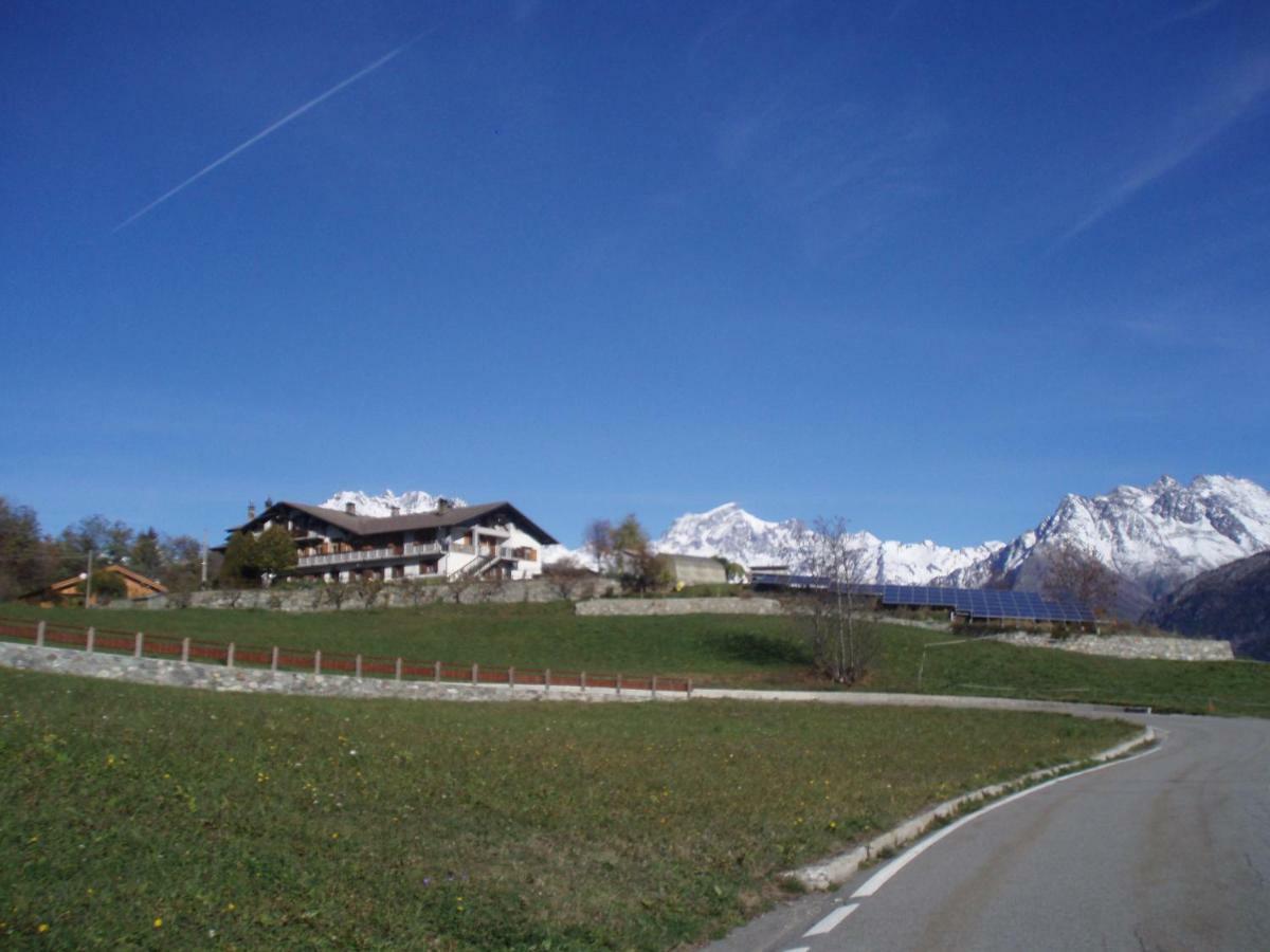 Agriturismo Plan D'Avie Aosta Luaran gambar